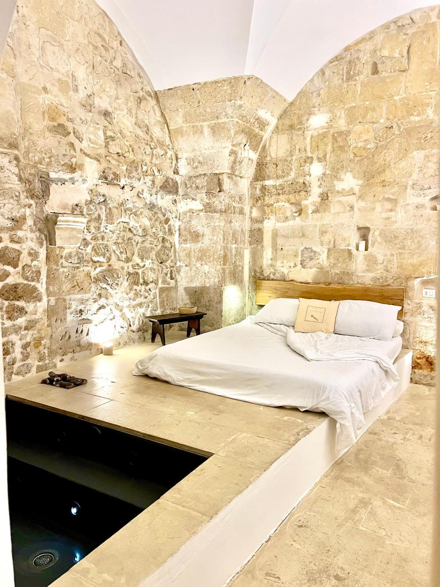 La Cammara Al Duomo Lecce Luxury Apartment ภายนอก รูปภาพ